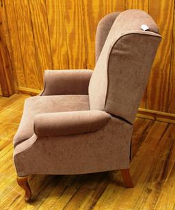 Footed Recliner