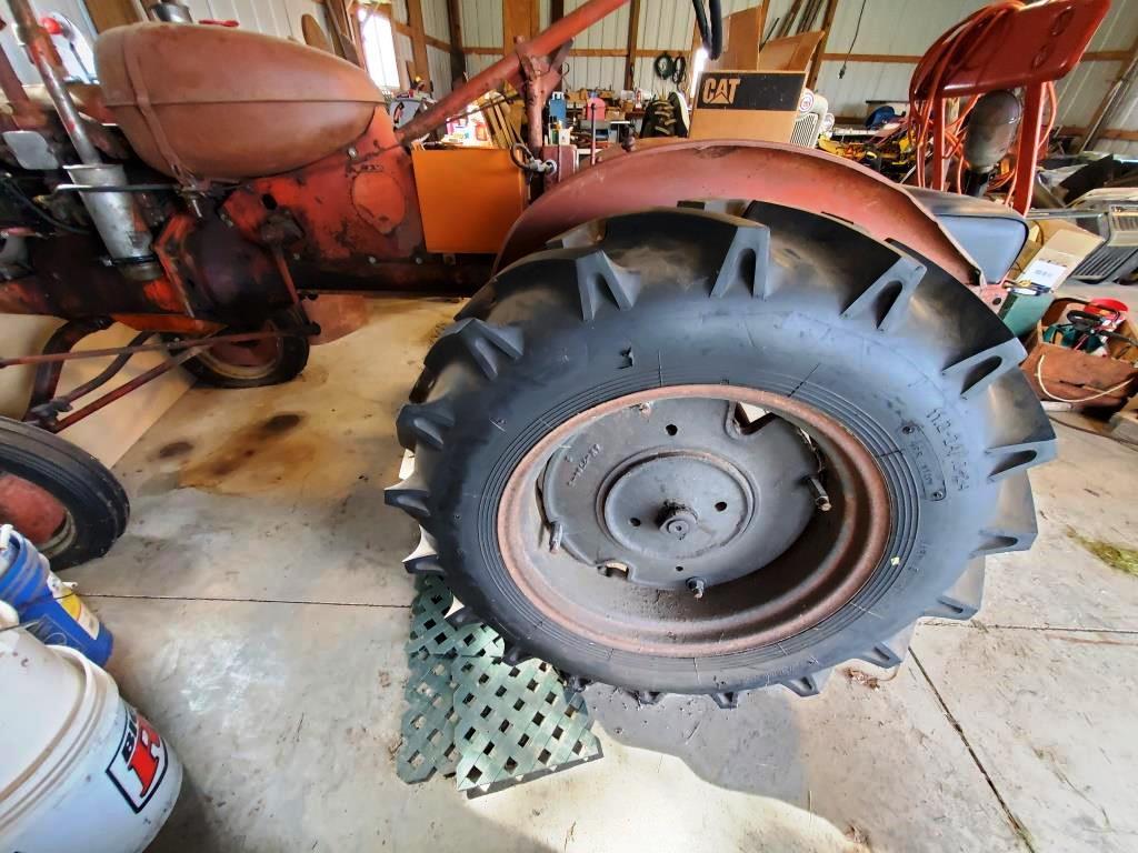 1940 Allis Chalmers Model B tractor