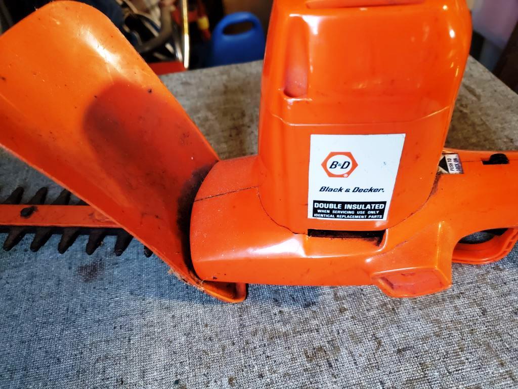 Corn cutters and hedge trimmer