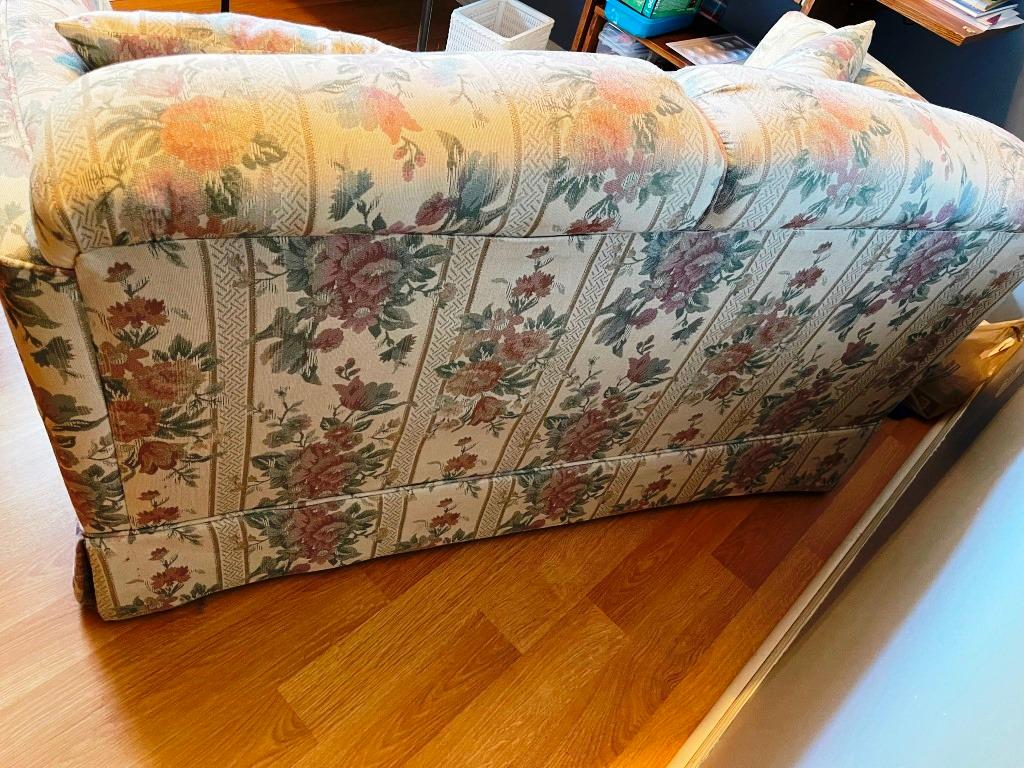 Floral Print Loveseat