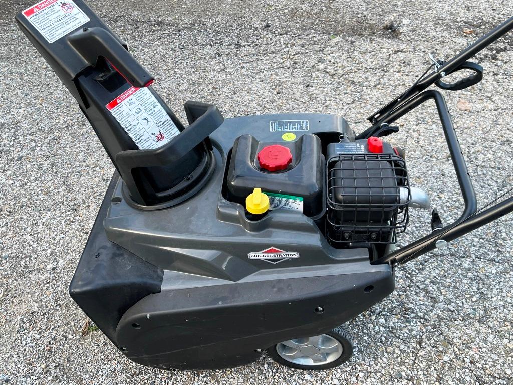 Briggs and Stratton Snowblower