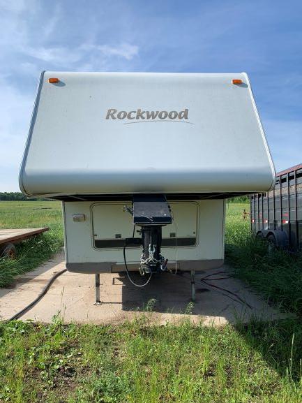2002 Forest River RV Rockwood 24’ RB
