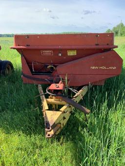 New Holland 520 Manure Spreader