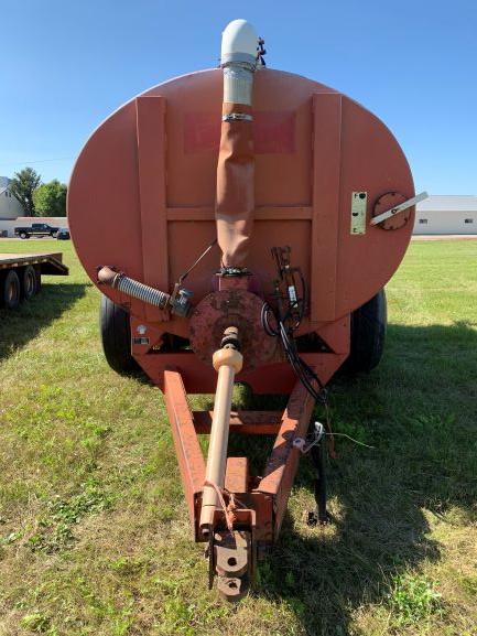 3750 Calumet Manure Tanker