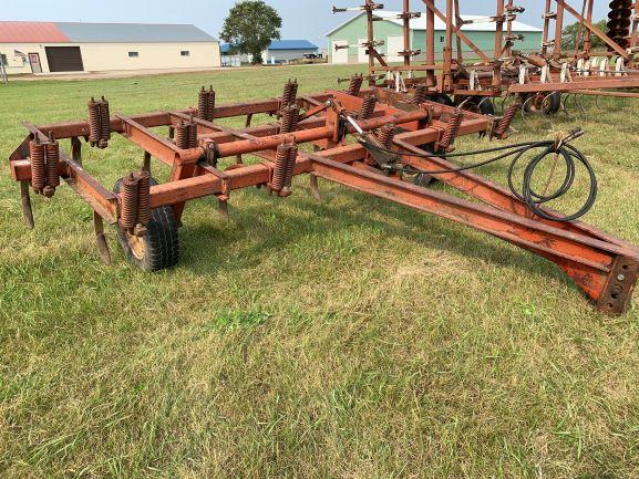 Bush Hog 13 Shank Chisel Plow