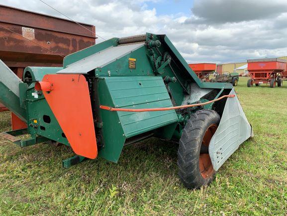 New Idea 324 Corn Picker