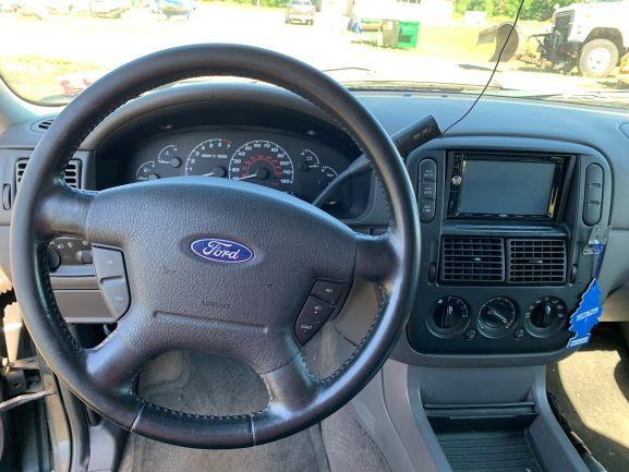 2002 Ford Explorer XLT