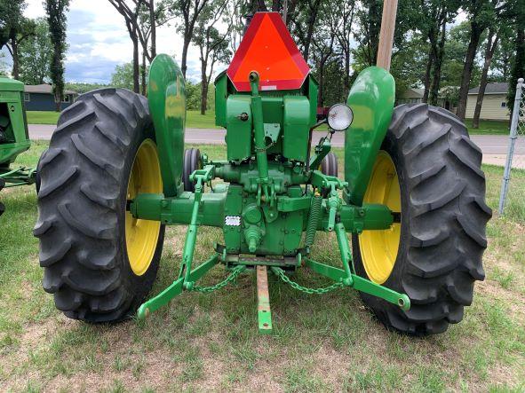 1960 John Deere 435