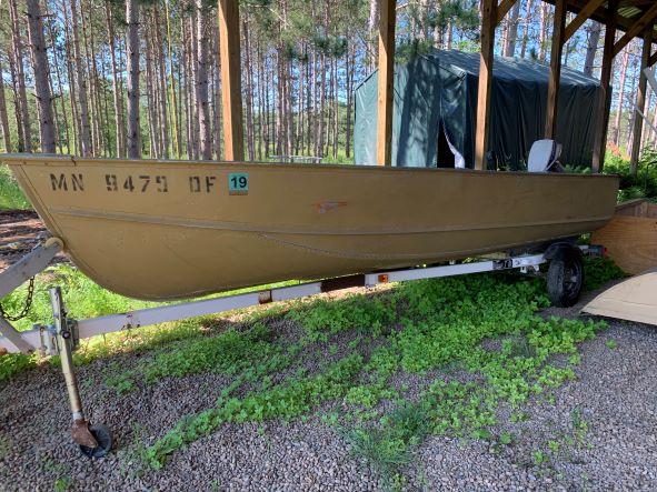 1974 16ft Lund Boat