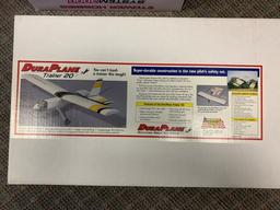 DuraPlane Trainer 20 Model Airplane