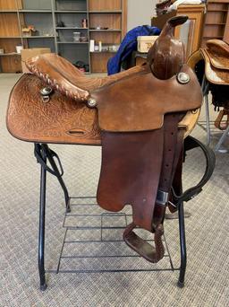 Balanced Ride 15 inch Saddle