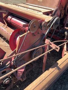 Case IH McCormick no.80 Pull Behind Comine