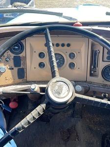 1982 Ford 800 Grain Truck