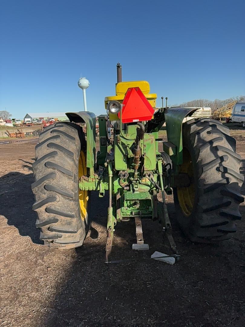 3020 JD Diesel Tractor S24796