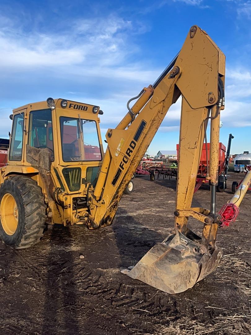 NH 555 Backhoe Tractor