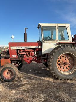 IH 856  DieselTractor S24823