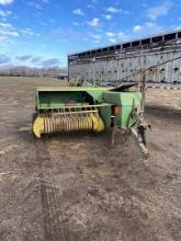 John deere 336 square bale with kicker