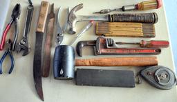 15PC TOOL LOT: RIDGID 10" PIPE WRENCH, VINTAGE HAMMER, MALLET, 6' FOLD RULE, YANKEE SCREWDRIVER, ETC