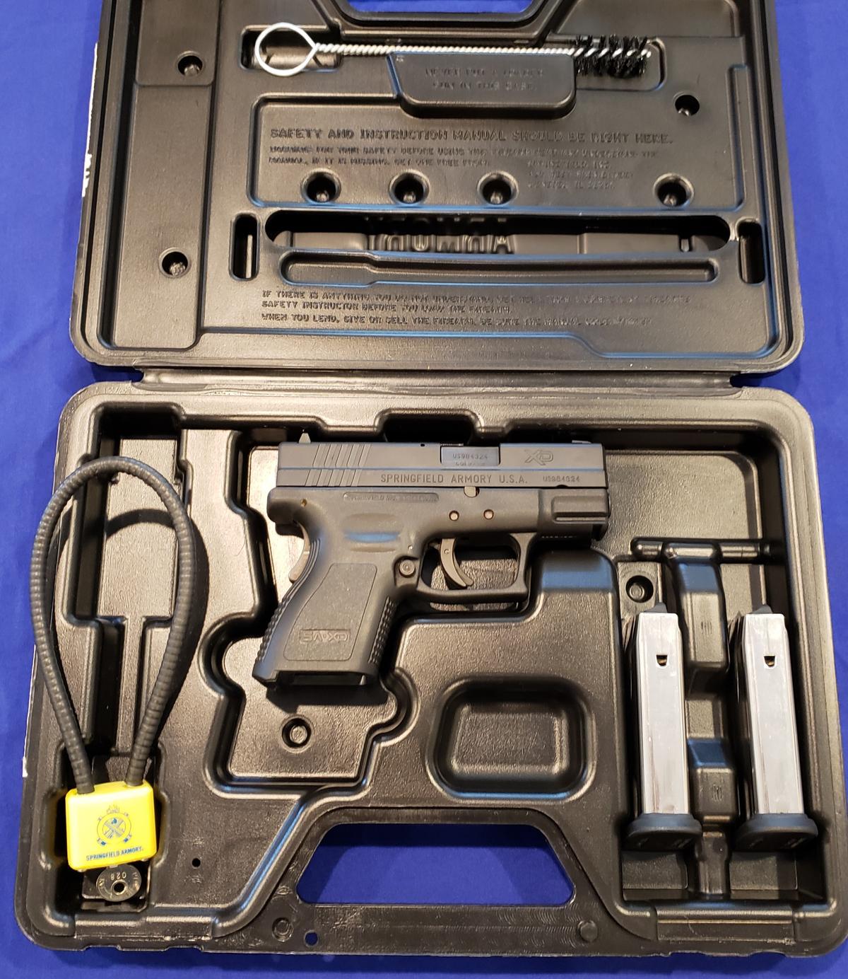 SPRINGFIELD ARMORY XD9 SUBCOMPACT PISTOL 9MM EXCELLENT CONDITION