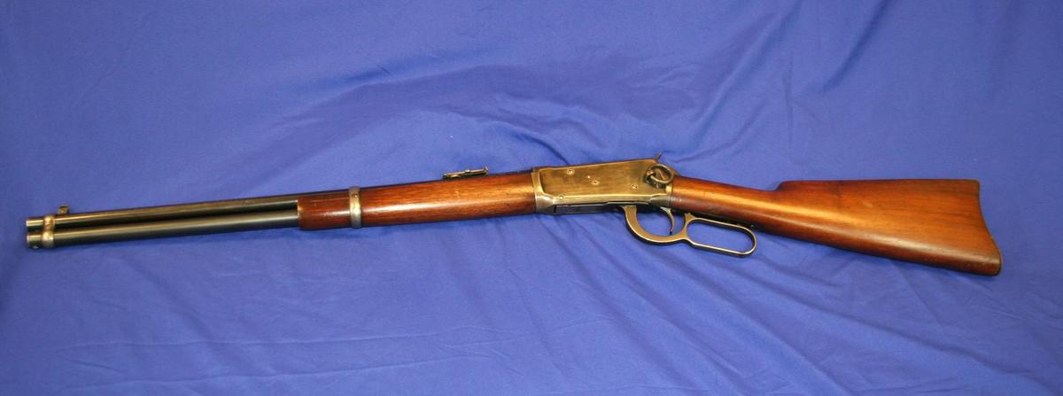 Winchester Model 1894 Saddle Ring Lever Action Rifle Caliber: 32ws