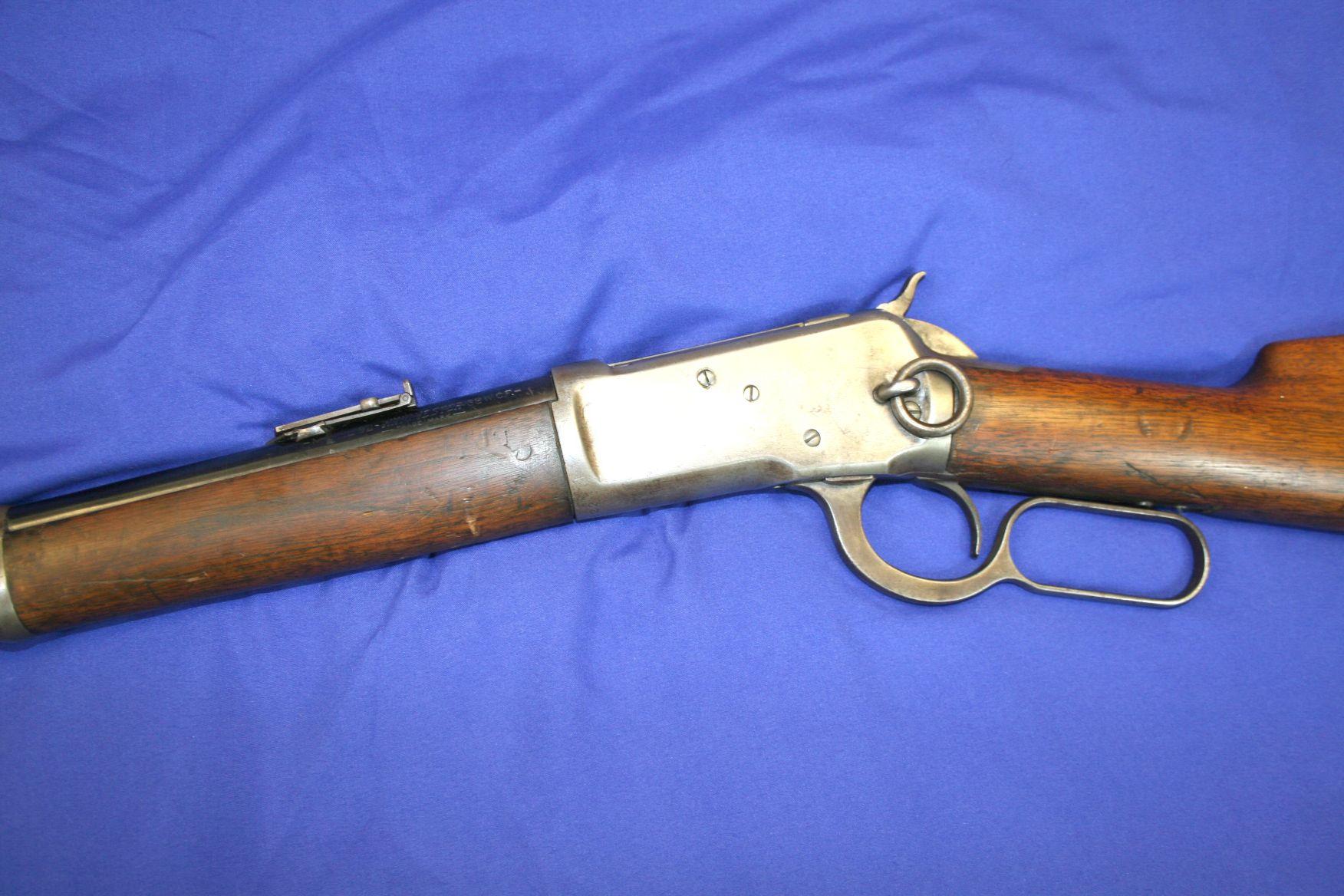Winchester Model 1892 Saddle Ring Lever Action Rifle Caliber: 32wcf
