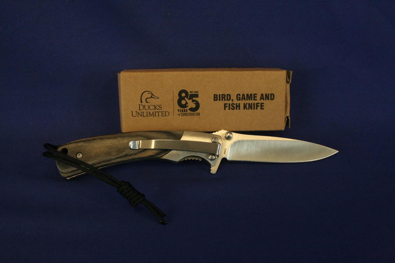 Ducks Unlimited Bird Game and Fish Knife