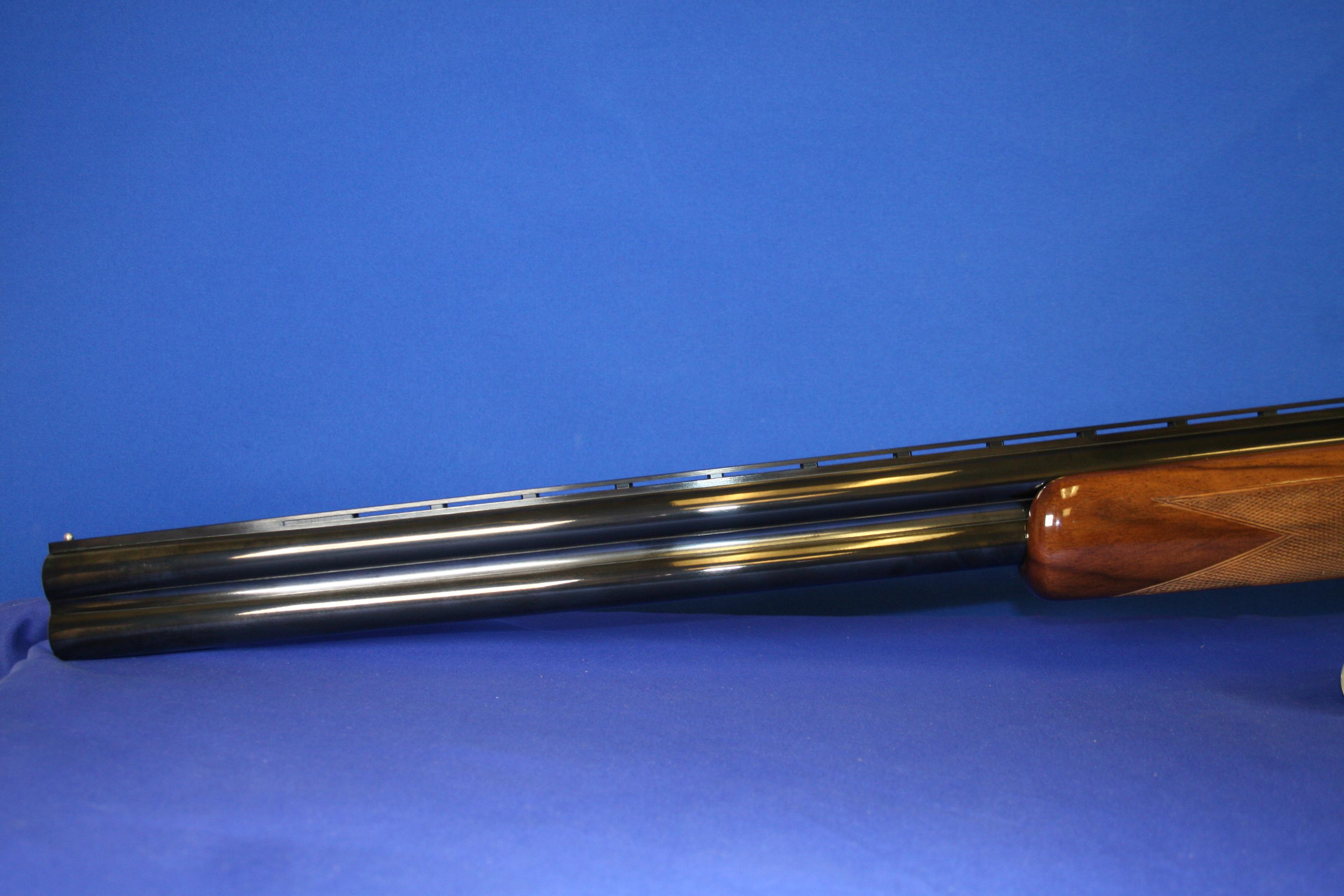 Browning Citori Over/Under 12 ga shotgun. 28" barrel length. In Excellent Condition. SN# 03301PP753.