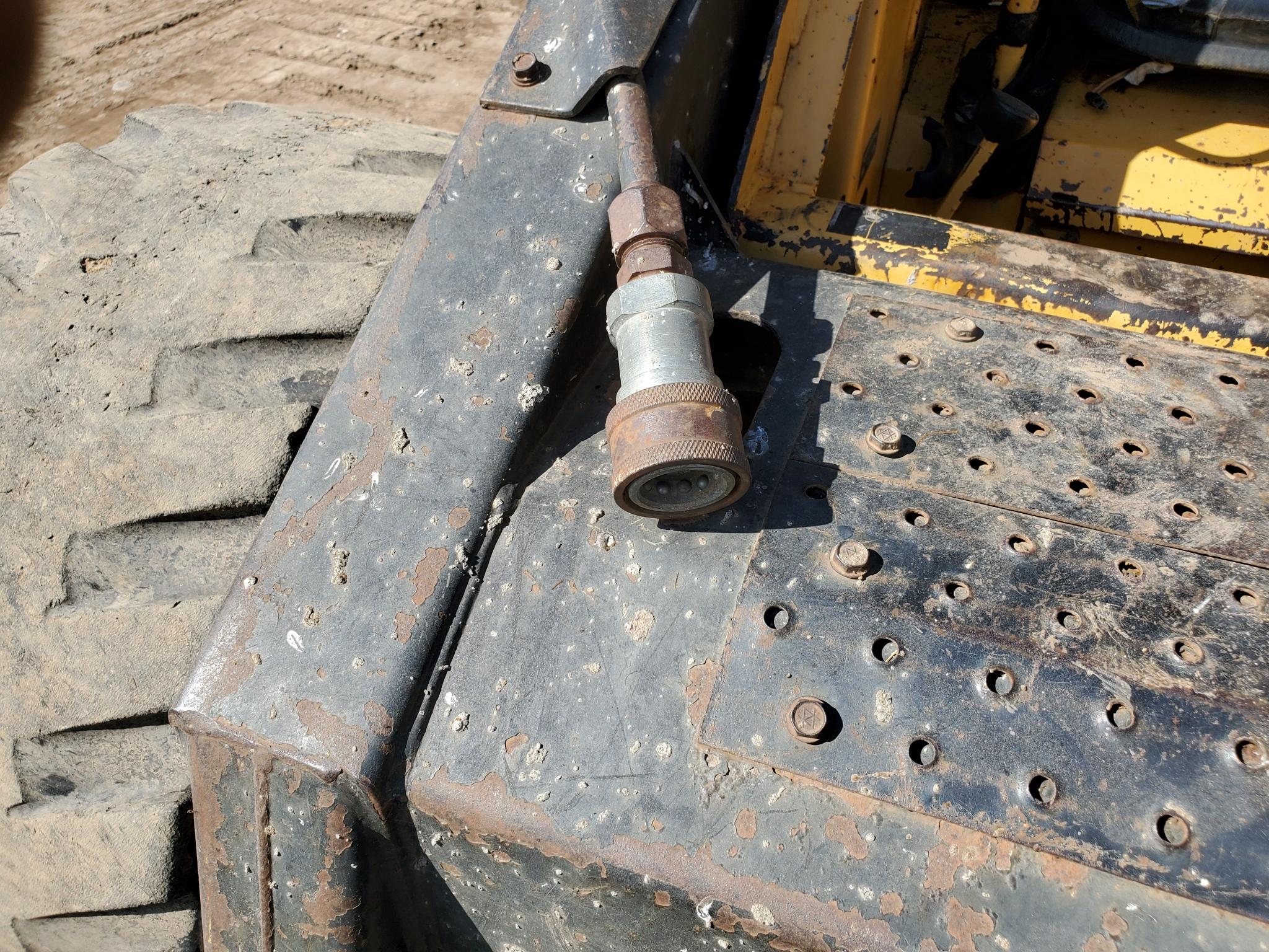 New Holland L785 Skid Steer