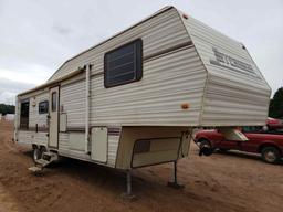 1989 Nuwa 32' 5th Wheel Camper