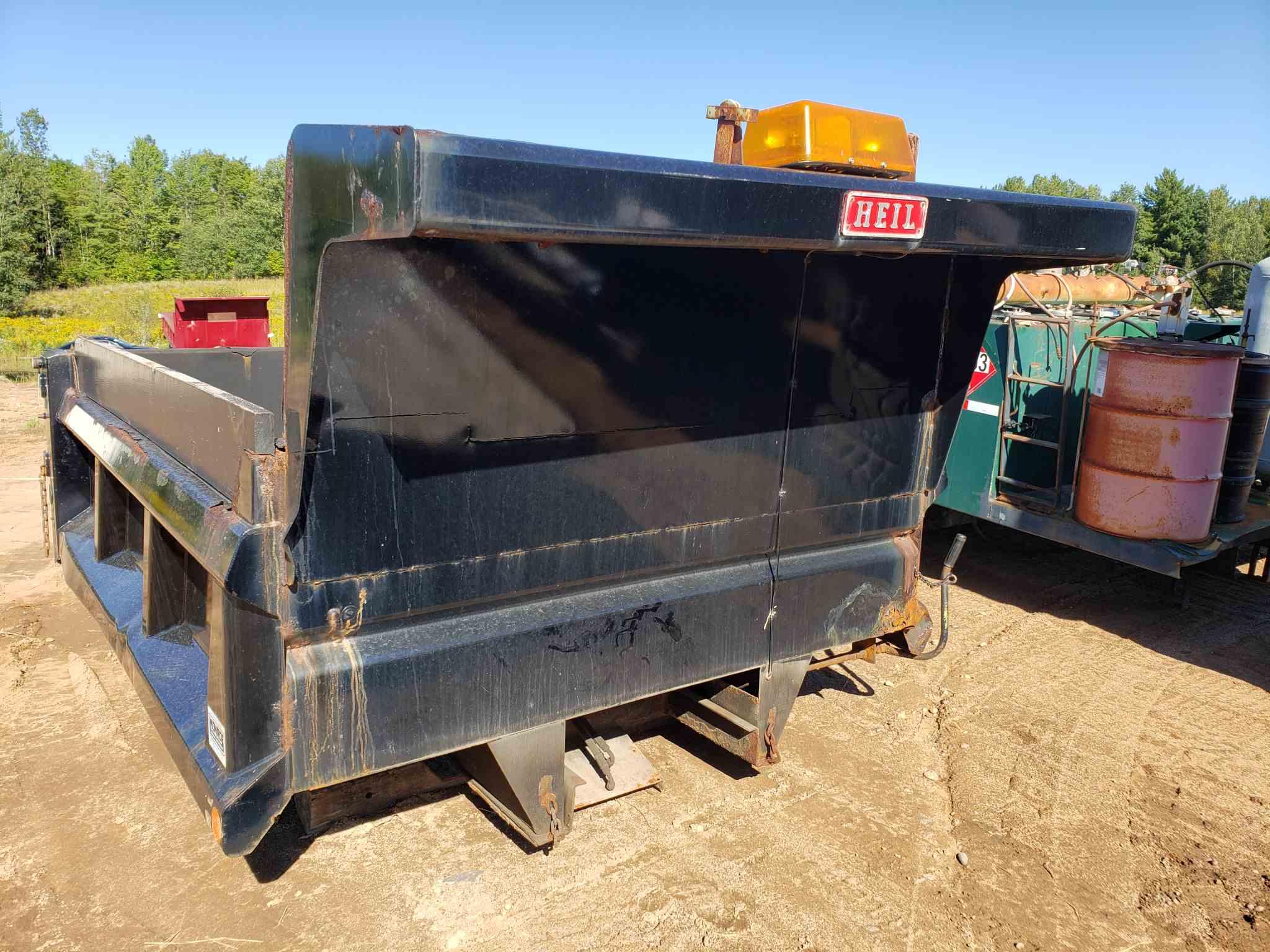 Heil 10' Dump Box W/hoist