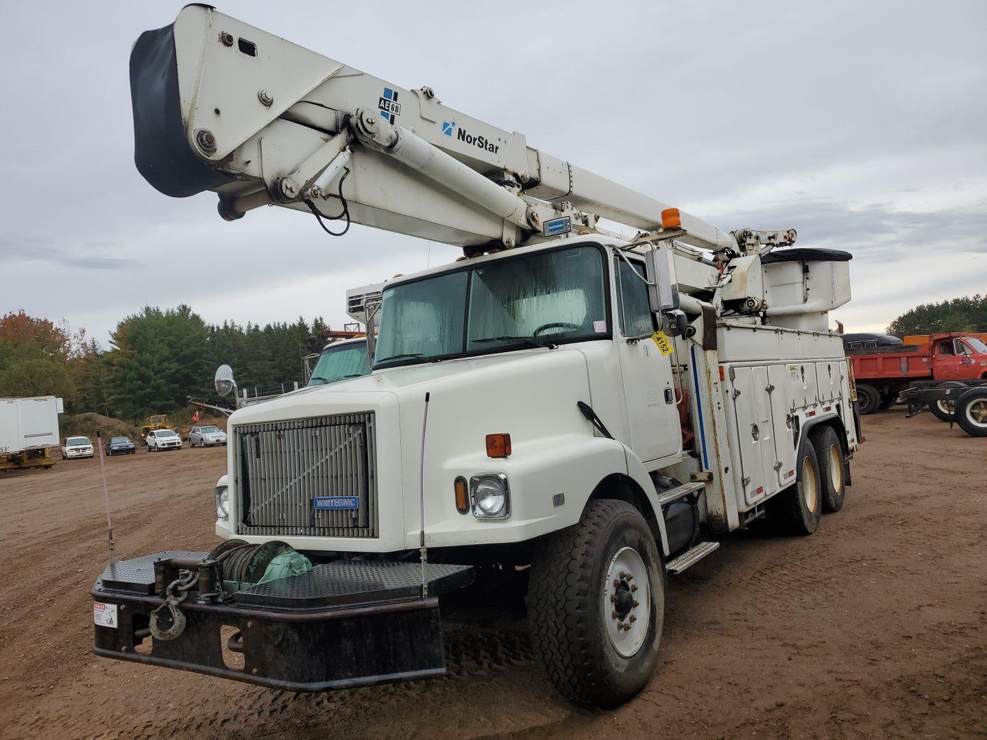 1995 Volvo Wb Bucket Lift Truck