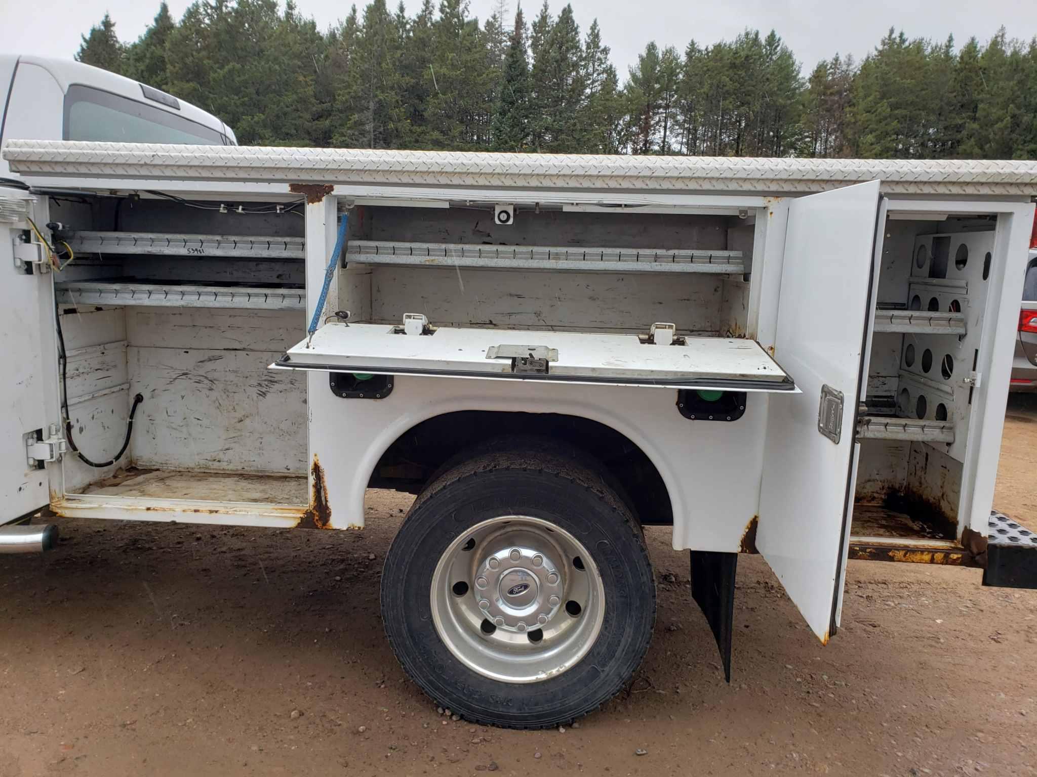 2008 Ford F550 4x4 Service Truck