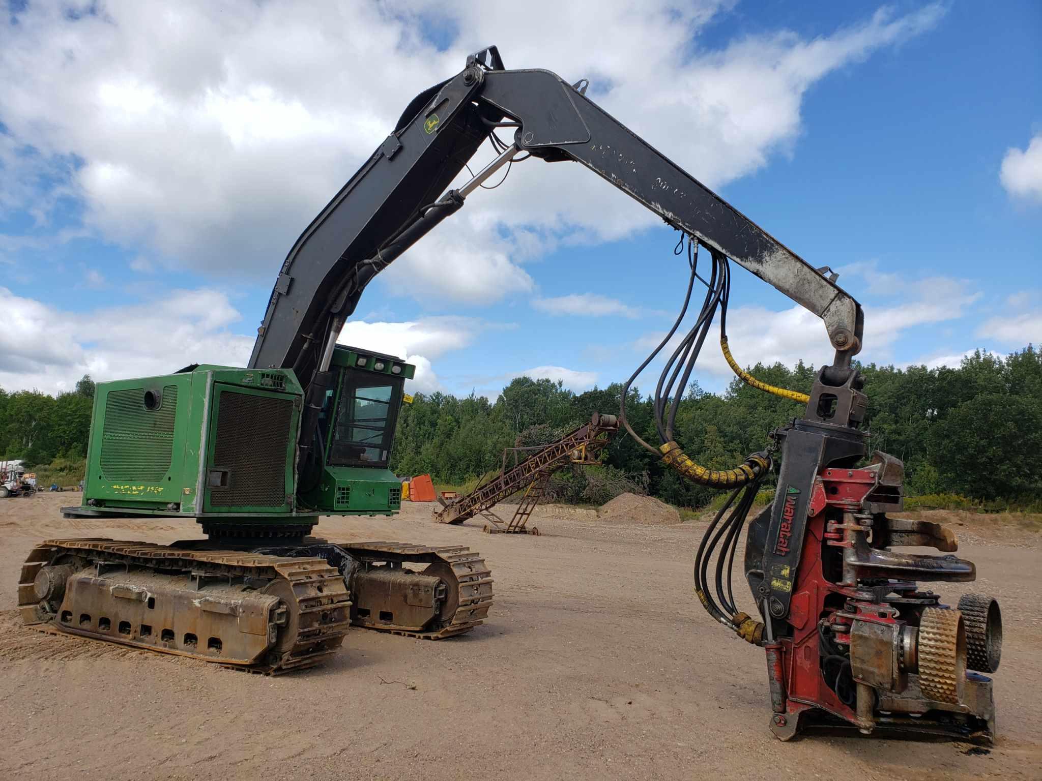 John Deere 703j Processor/harvester