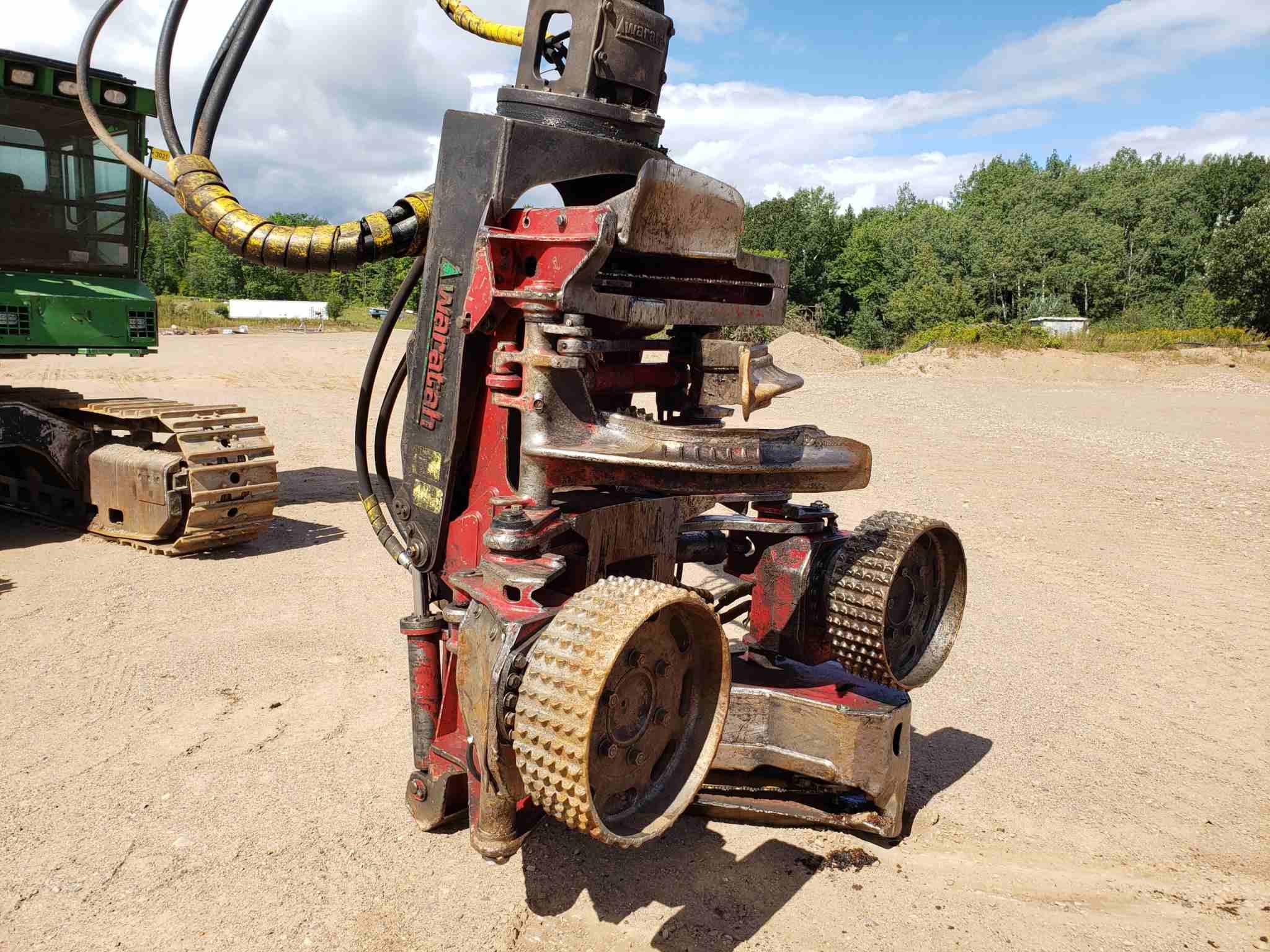 John Deere 703j Processor/harvester