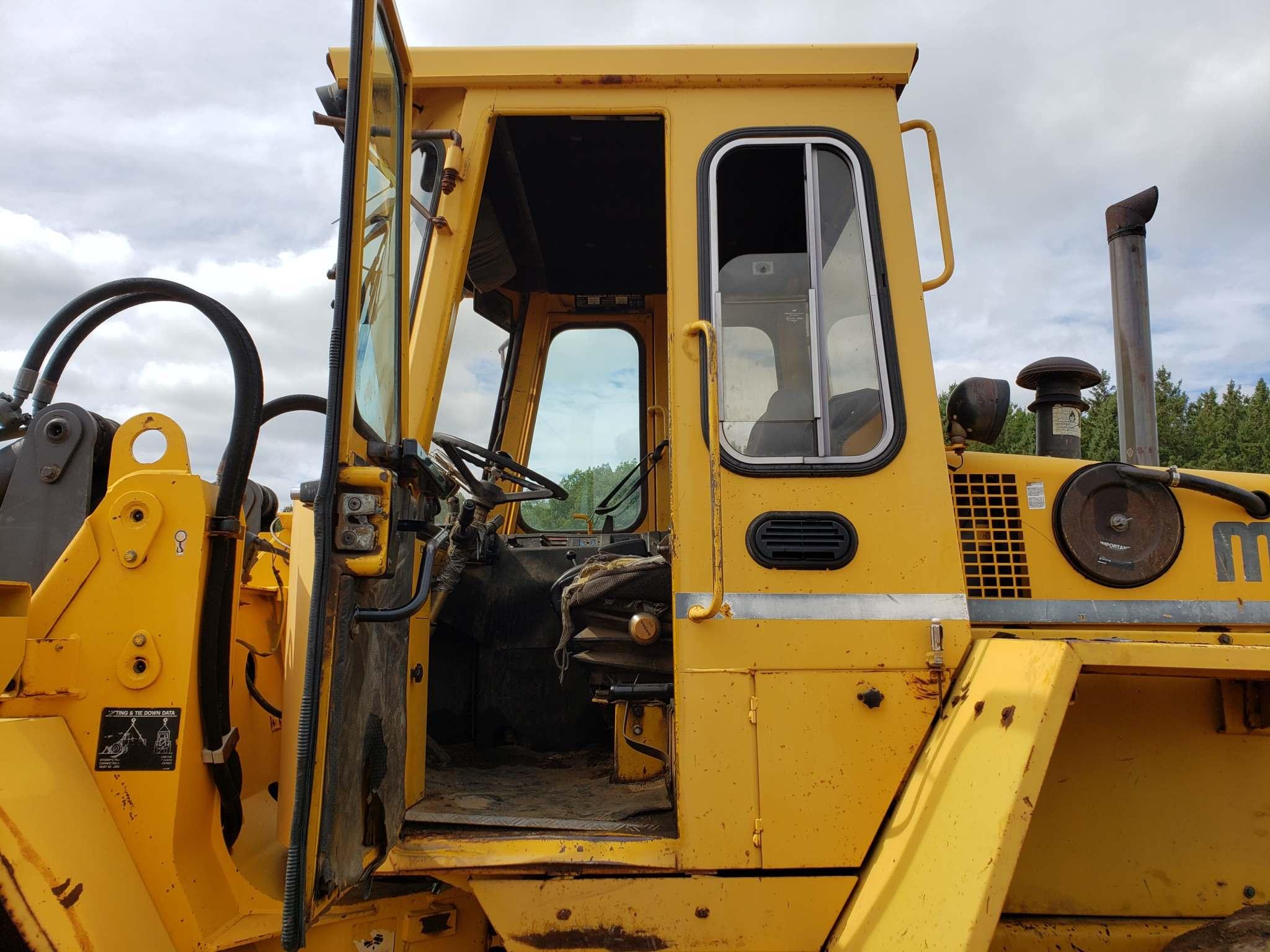 Michigan L70 Wheel Loader