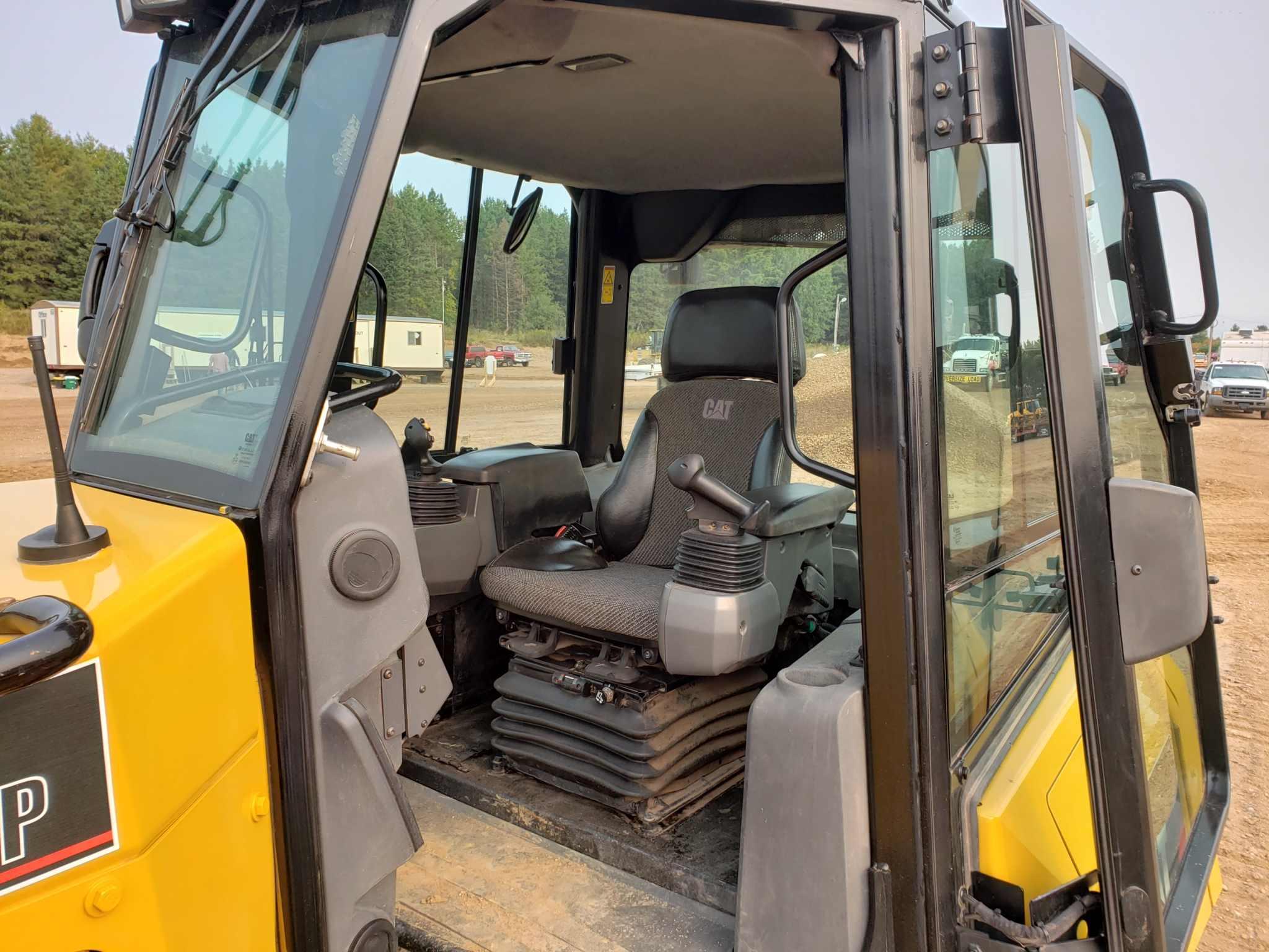 2015 Caterpillar D6k2 Lgp Dozer