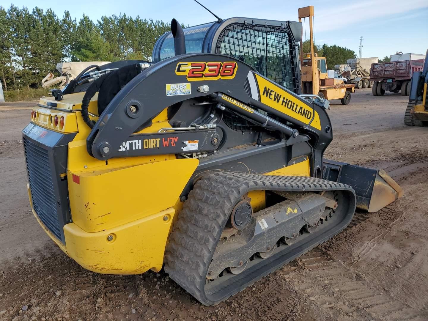 2017 New Holland C238 Skid Steer