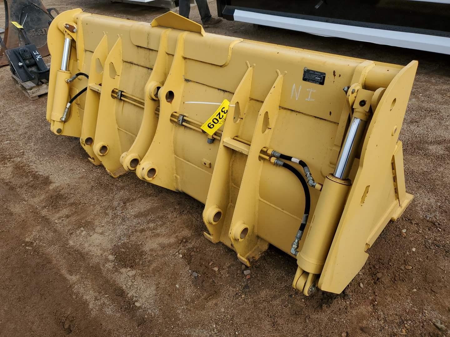 Unused 7' Deere 4 In 1 Bucket For Deere 310sj