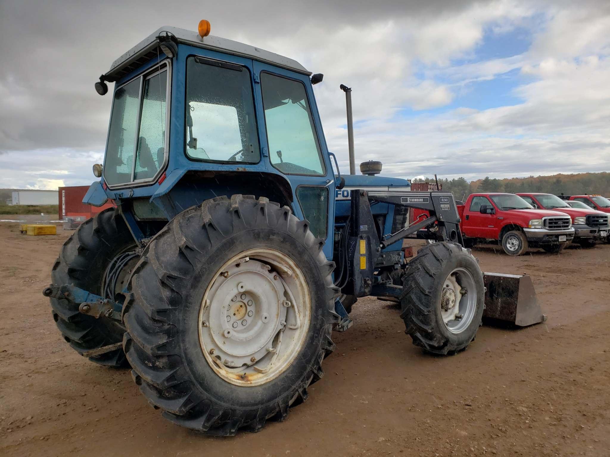 Ford 7700 Tractor With Loader