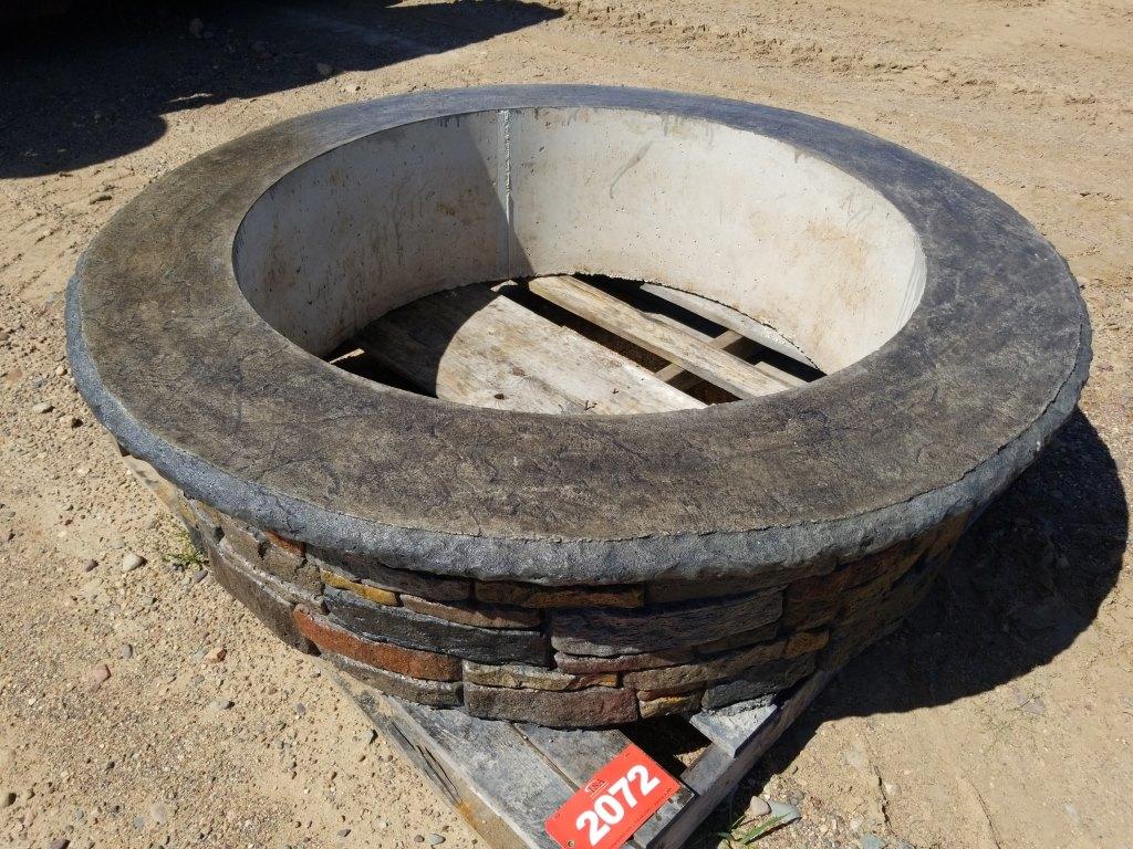 Decorative Concrete Fireplace/flowerbed Circle