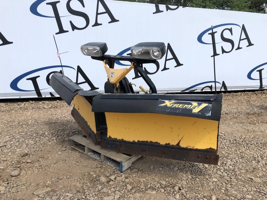 Fisher Xtremev Stainless V Plow With Lights