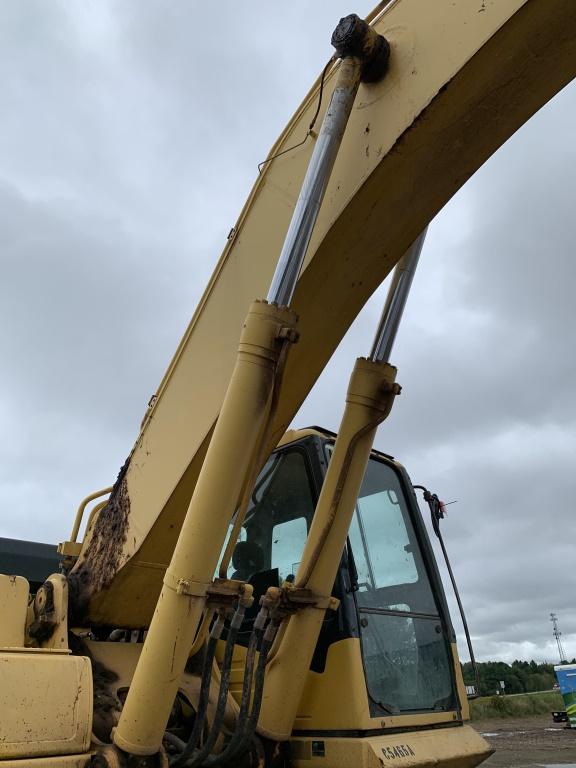 Komatsu Pc-400-7 Excavator