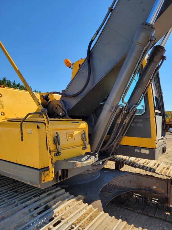 2005 Volvo Ec240blc Excavator