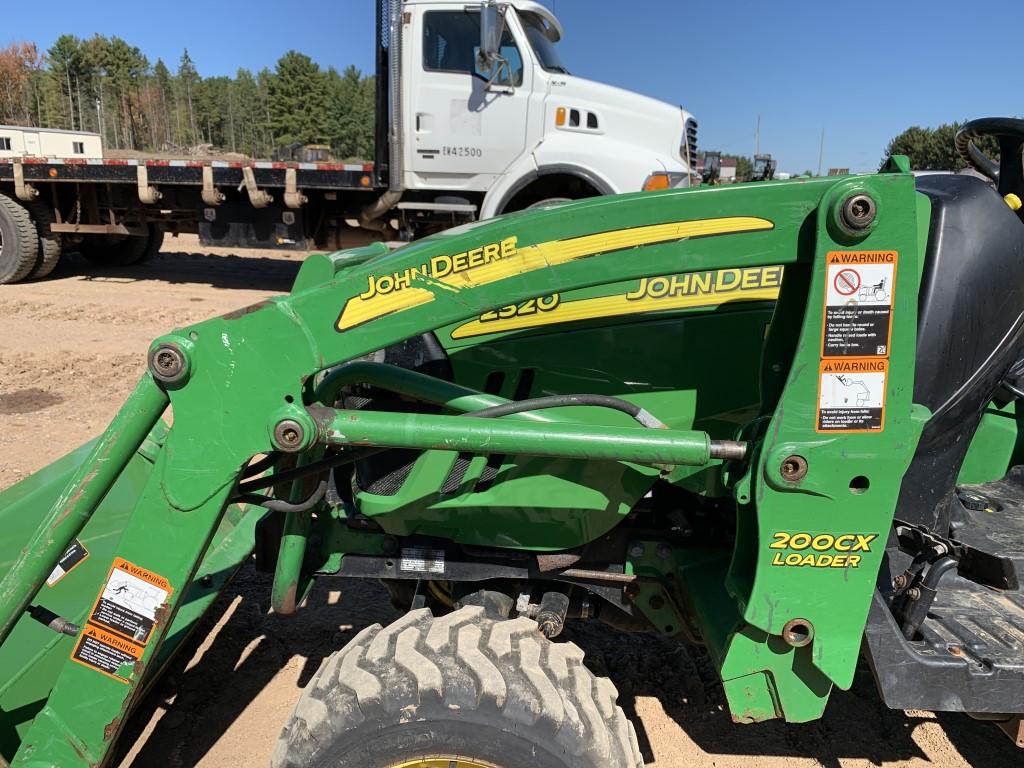 John Deere 2320 Hst Compact Loader Tractor