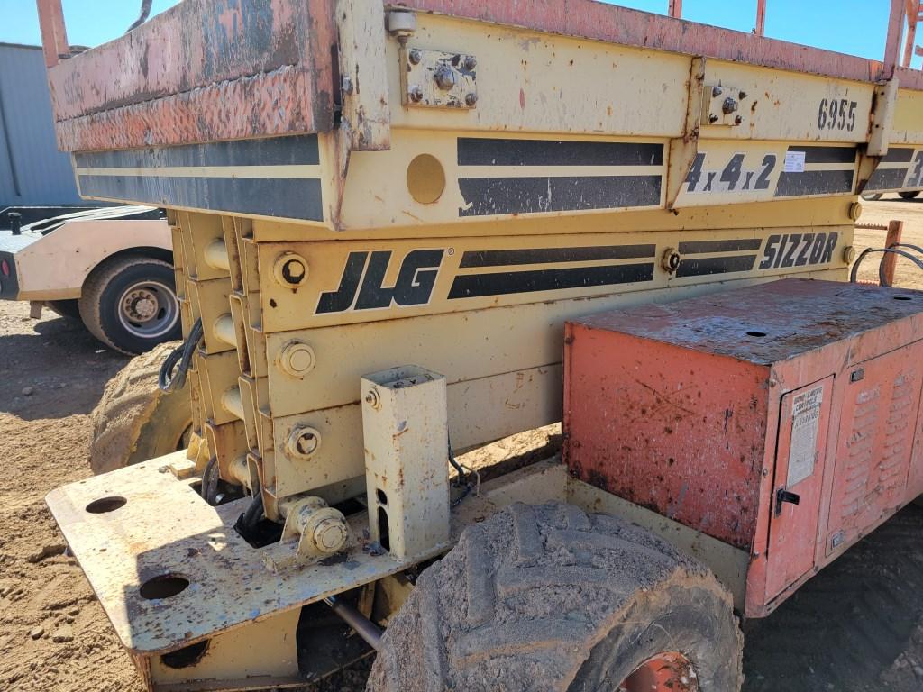 Jlg 33rts Scissor Lift