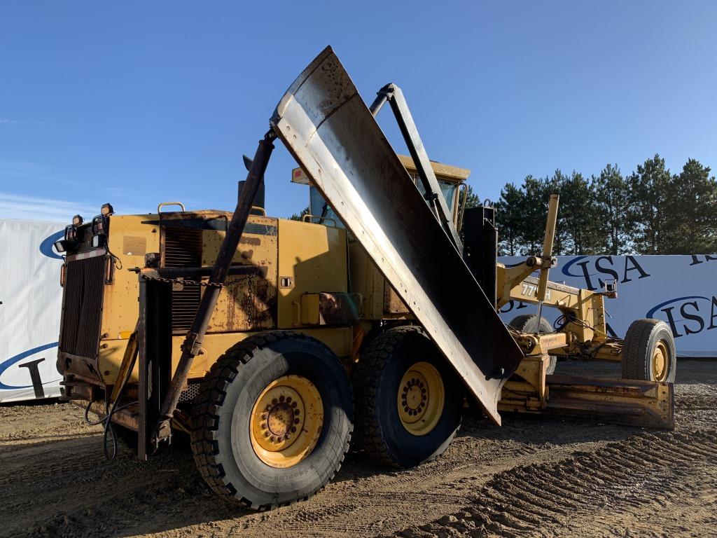 1997 Deere 772ch Grader