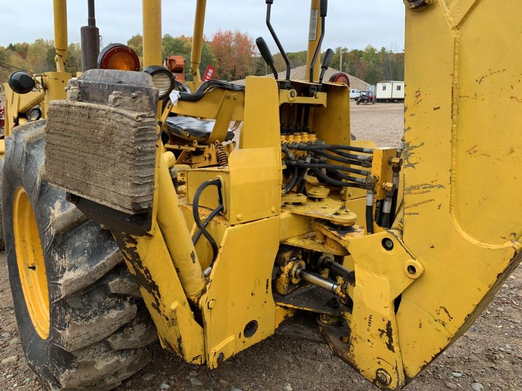 John Deere 300b Loader Backhoe