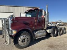 2002 International 9900 Day Cab Tractor