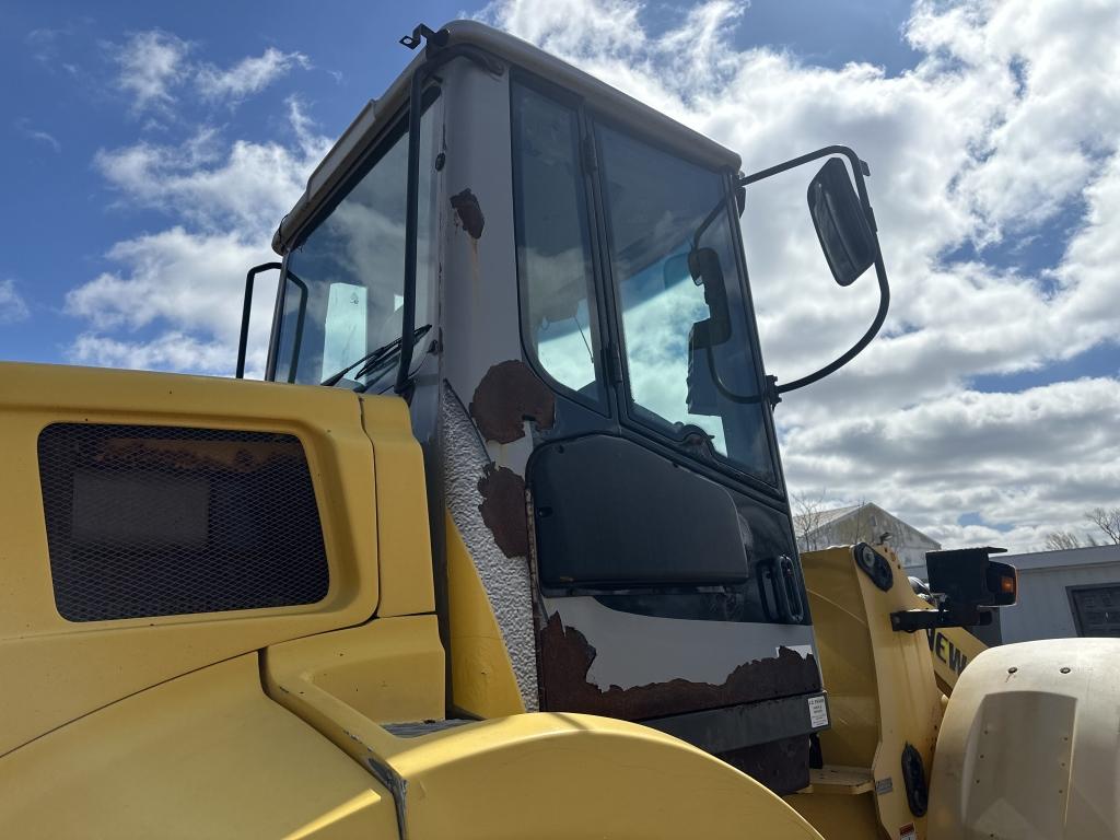 New Holland W130 Wheel Loader