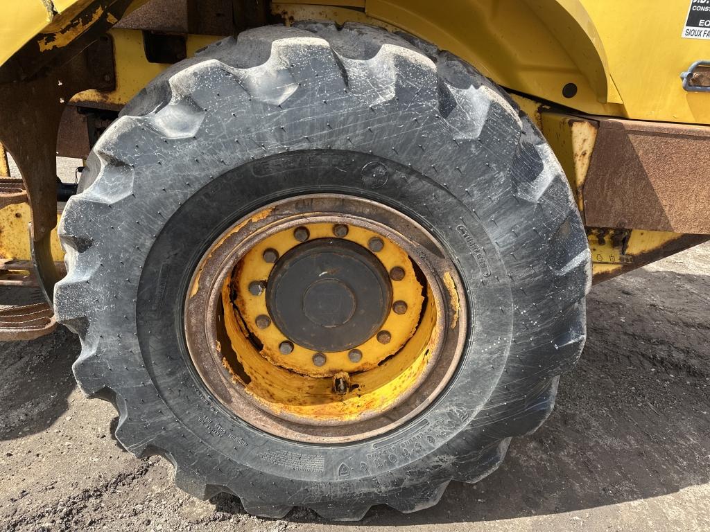 New Holland W130 Wheel Loader